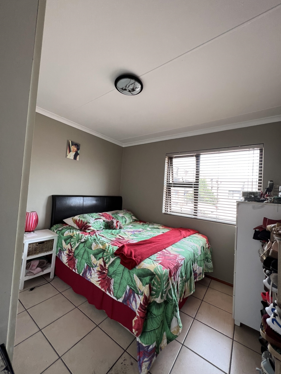 To Let 1 Bedroom Property for Rent in Groenvallei Western Cape
